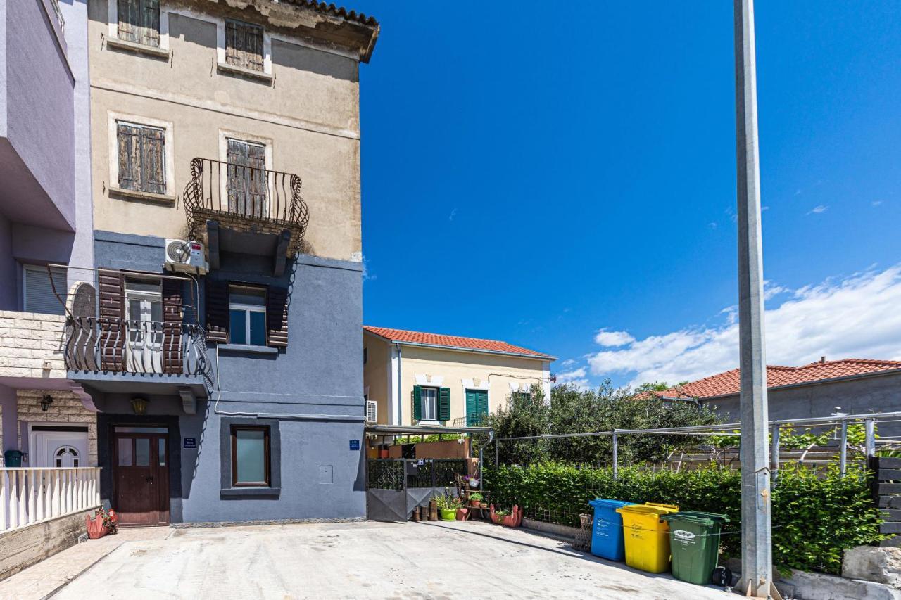 Apartments Keka Kaštela 外观 照片